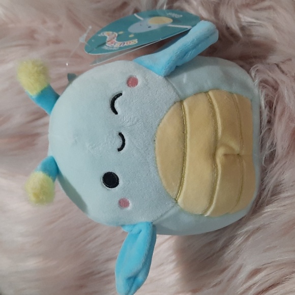 Nwt Giles the grasshopper Squishmallow 5.5" - Picture 1 of 3